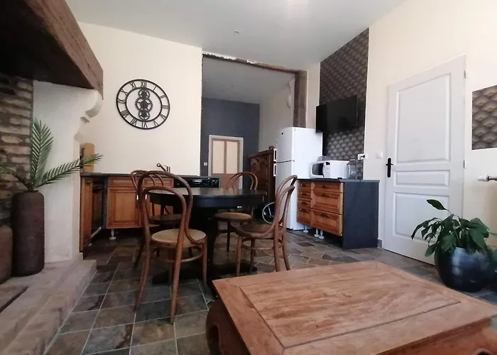 Chateau De Bonneville Picardie